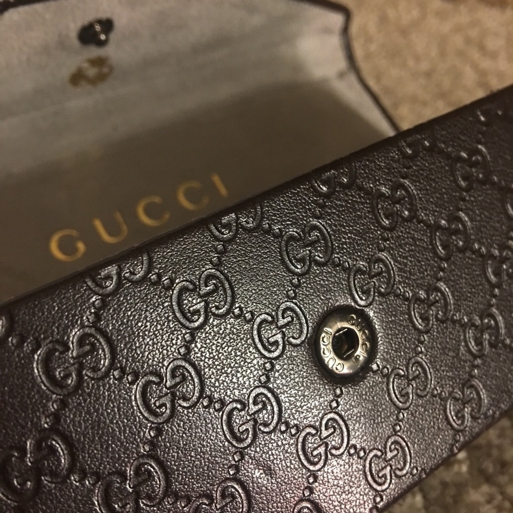 SOLD❤️ 100% Authentic GUCCI glasses case - Picture 6 of 8